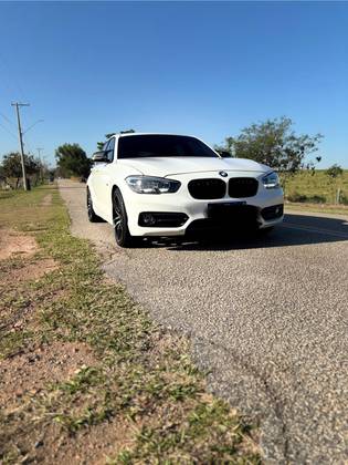 BMW 120i 2.0 16V SPORT ACTIVEFLEX 4P AUTOMÁTICO BMW 120i 2.0 16V SPORT ACTIVEFLEX 4P AUTOMÁTICO